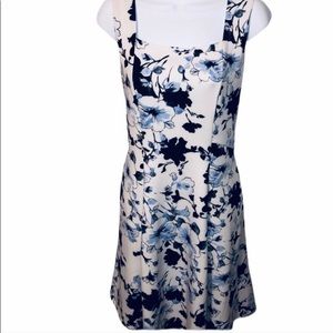 White House Black Market white floral dress